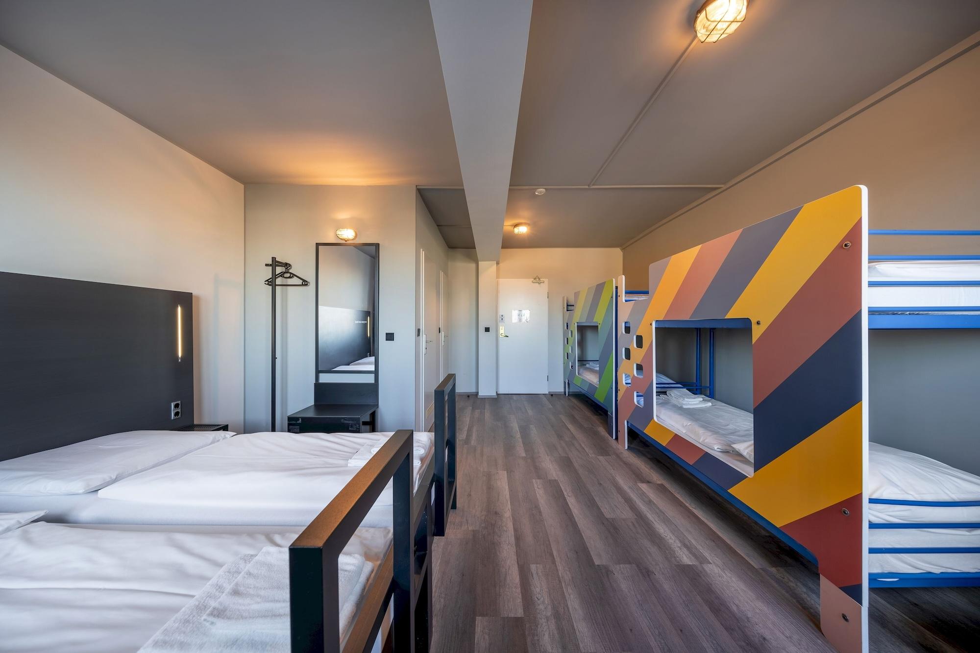 A&O Berlin Friedrichshain Екстер'єр фото