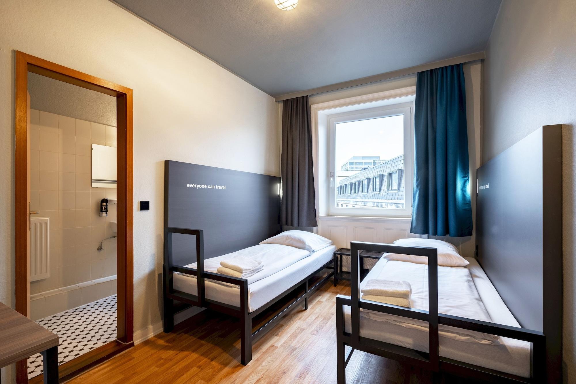 A&O Berlin Friedrichshain Екстер'єр фото