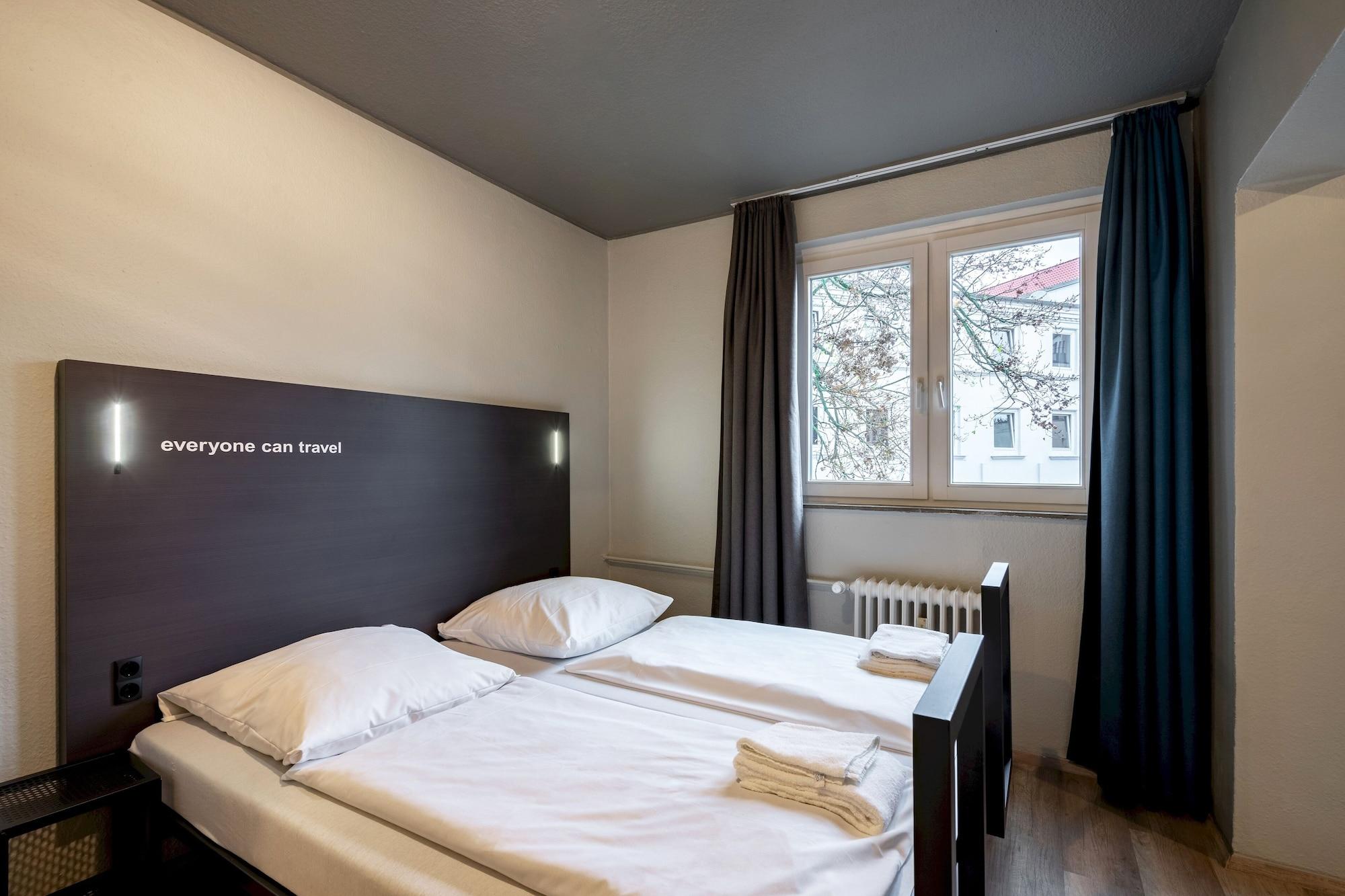 A&O Berlin Friedrichshain Екстер'єр фото
